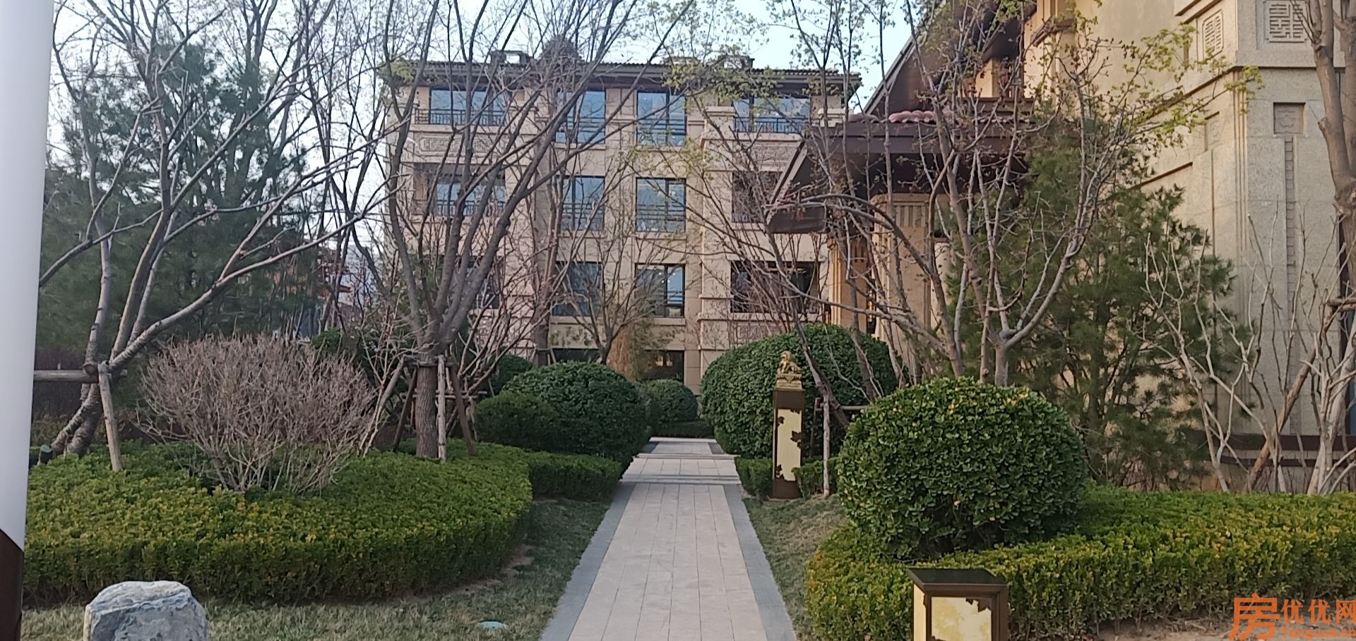 世茂璀璨天城实景图