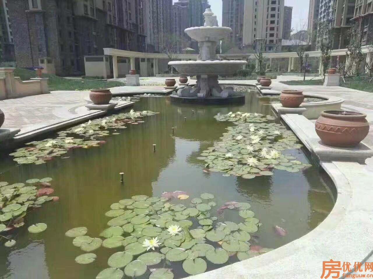 龙town铂悦山实景图