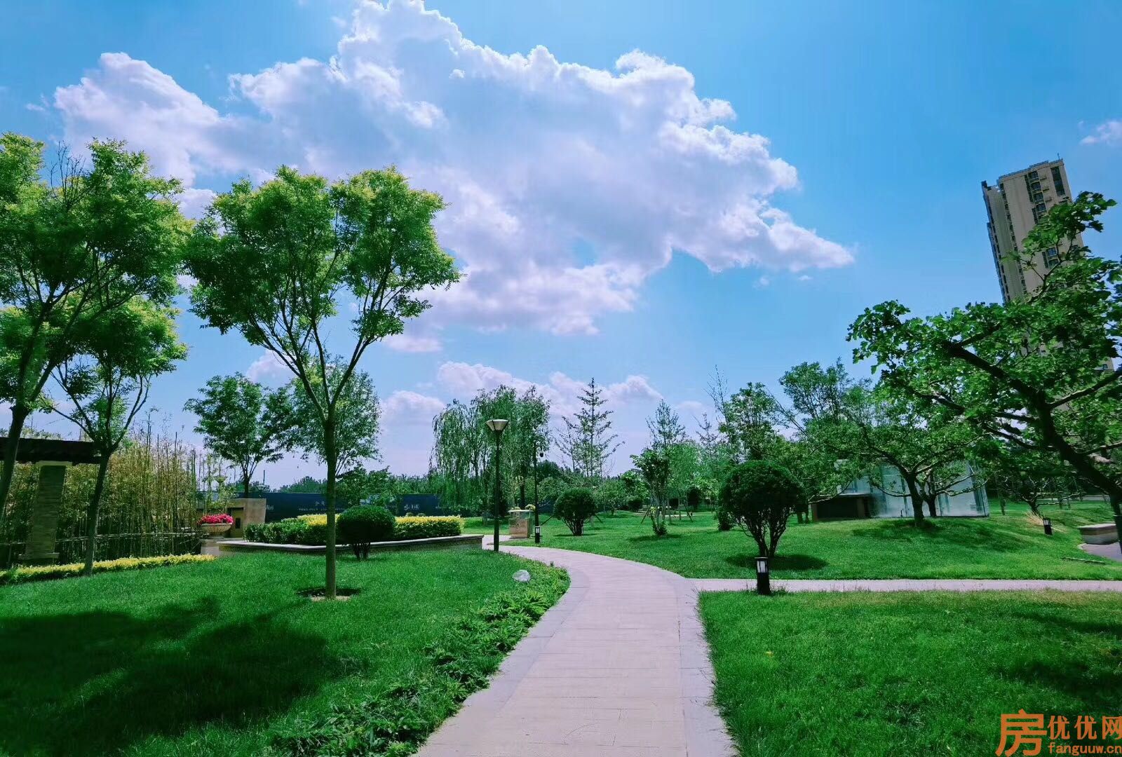 绿宸凤栖华府实景图