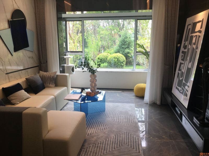 百川格外样板间