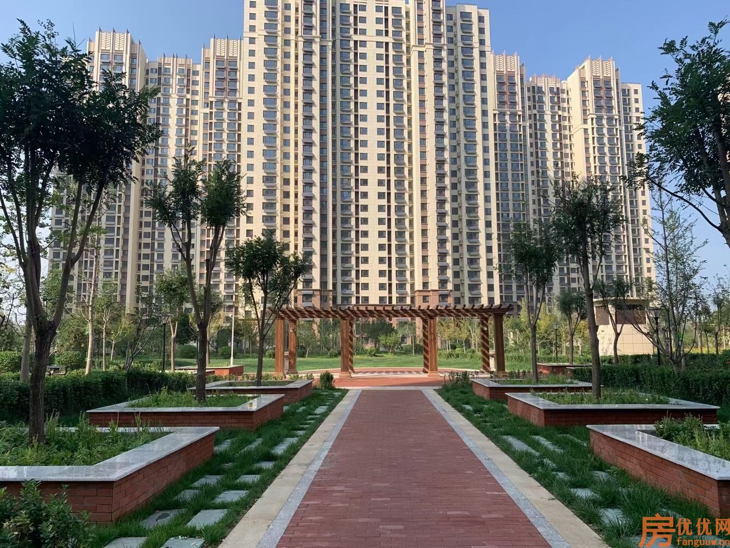 东方丽城实景图